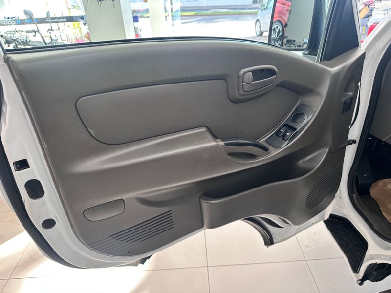 Hyundai Hr Hdb 2018/2019 COVEL VEICULOS ENCANTADO / Carros no Vale