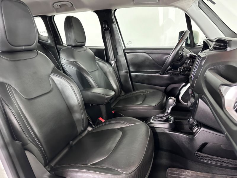 Jeep Renegade Longitude 2.0 Tb 4×4 2019/2019 COVEL VEICULOS ENCANTADO / Carros no Vale