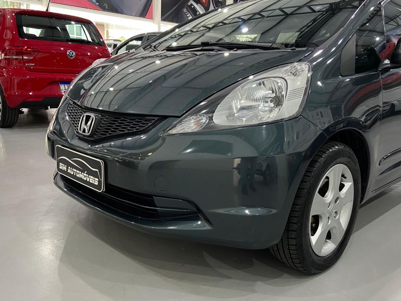 Honda Fit Lx 2011/2011 SIM AUTOMÓVEIS ROLANTE / Carros no Vale