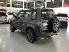 Mitsubishi Pajero Tr4 2.0 4×2 16v 140cv 2014/2015 SIM AUTOMÓVEIS ROLANTE / Carros no Vale