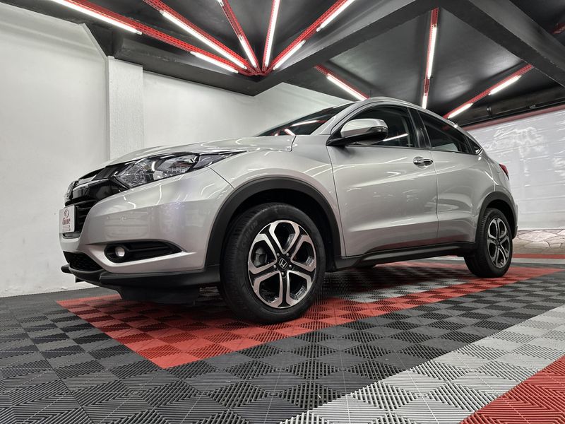 Honda HR-V EXL 1.8 Flexone 16V 2016/2016 CIRNE AUTOMÓVEIS SANTA MARIA / Carros no Vale