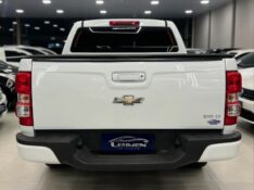 CHEVROLET S10 2.4 LT 4X2 8V 2014/2014 LEHMEN VEÍCULOS VENÂNCIO AIRES / Carros no Vale