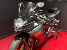 SUZUKI MOTOS GSX 750R SRAD 2009/2009 EXCLUSIVO VEÍCULOS SANTA CRUZ DO SUL / Carros no Vale