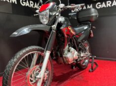 YAMAHA XTZ 250 LANDER 2018/2018 EXCLUSIVO VEÍCULOS SANTA CRUZ DO SUL / Carros no Vale