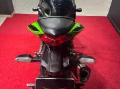 KAWASAKI NINJA 300 2018/2018 EXCLUSIVO VEÍCULOS SANTA CRUZ DO SUL / Carros no Vale