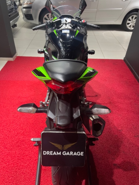 KAWASAKI NINJA 300 2018/2018 EXCLUSIVO VEÍCULOS SANTA CRUZ DO SUL / Carros no Vale