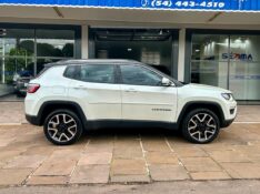 JEEP COMPASS LIMITED 2.0 16V 4X4 2019/2020 SÉTIMA VEÍCULOS GUAPORÉ / Carros no Vale