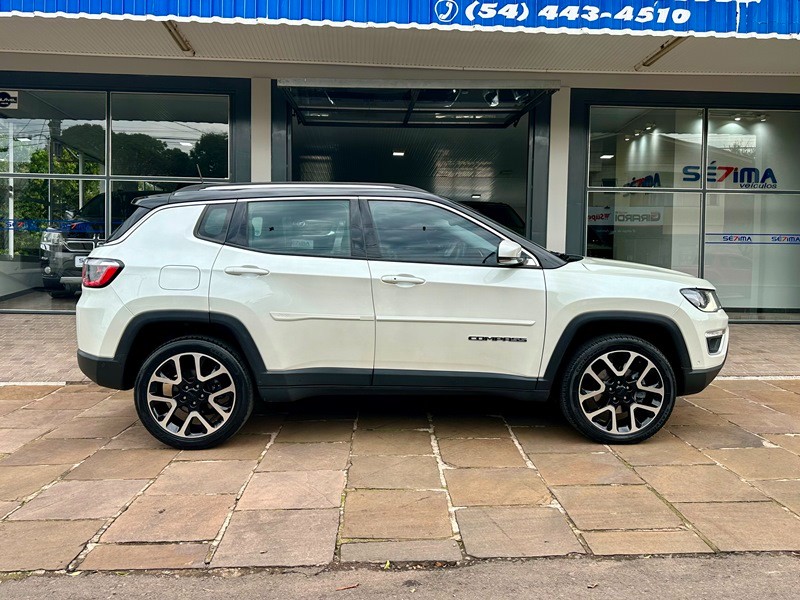 JEEP COMPASS LIMITED 2.0 16V 4X4 2019/2020 SÉTIMA VEÍCULOS GUAPORÉ / Carros no Vale