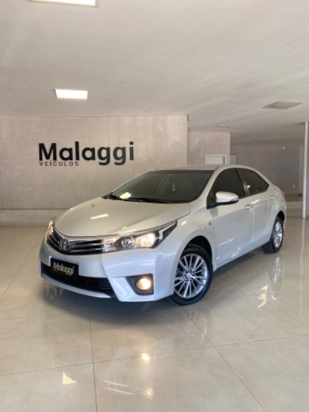 TOYOTA COROLLA 2.0 XEI 16V FLEX 4P AUTOMÁTICO 2014/2015 MALAGGI VEÍCULOS ENCANTADO / Carros no Vale