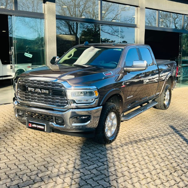 DODGE RAM 2500 LARAMIE 6.7 4X4 2020/2020 JOÃO CARROS MULTIMARCAS GUAPORÉ / Carros no Vale