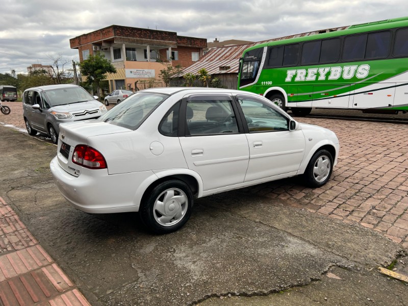 CHEVROLET CLASSIC 1.0 MPFI LS 8V FLEX 4P MANUAL 2013/2013 AR MULTIMARCAS VENÂNCIO AIRES / Carros no Vale