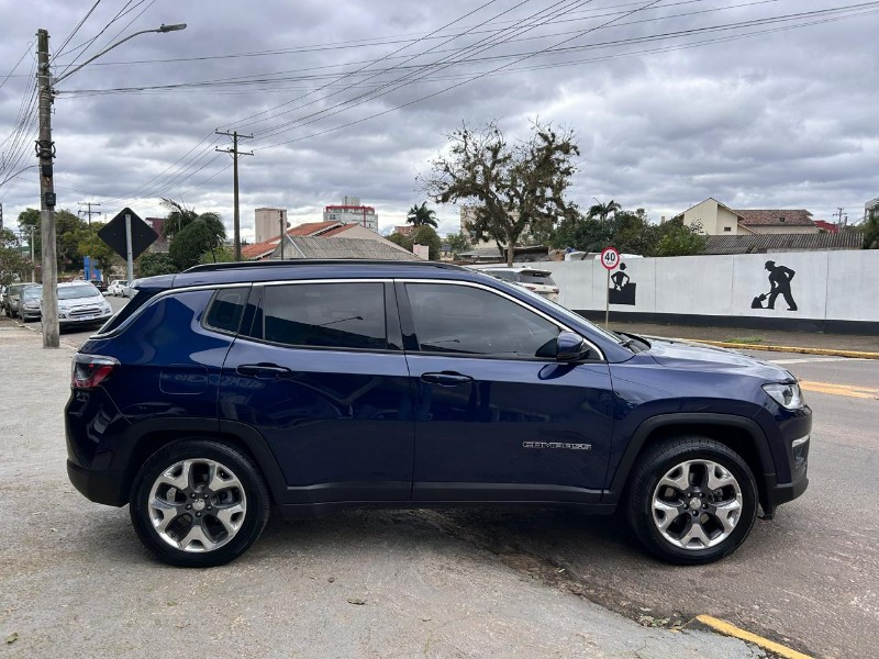 JEEP COMPASS LONGITUDE F 2019/2019 LS MULTIMARCAS VENÂNCIO AIRES / Carros no Vale