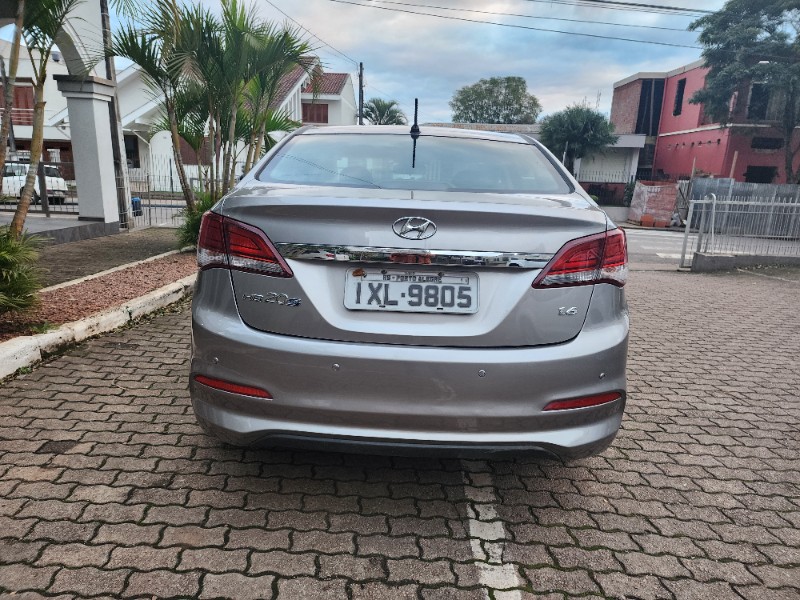 HYUNDAI HB20S 1.6 COMFORT 16V 2017 2016/2017 FERNANDO AUTOMÓVEIS | REVENDA DE CARROS ARROIO DO MEIO ARROIO DO MEIO / Carros no Vale