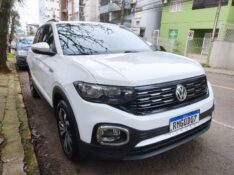 VOLKSWAGEN T-CROSS CONFORTLINE 2021/2021 ALTERNATIVA VEÍCULOS LAJEADO / Carros no Vale