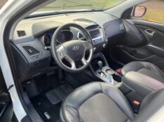 HYUNDAI IX35 2.0 MPFI GLS 16V FLEX 4P AUTOMÁTICO 2015/2016 BOSCO AUTOMÓVEIS GUAPORÉ / Carros no Vale