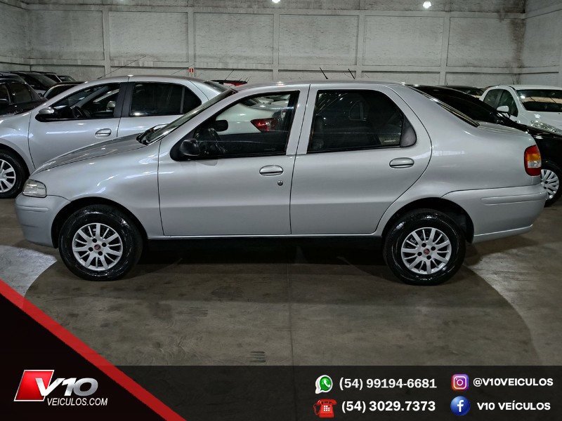 FIAT SIENA 1.0 MPI 8V FIRE FLEX 2005/2006 V10 VEÍCULOS CAXIAS DO SUL / Carros no Vale