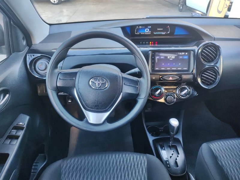 TOYOTA ETIOS 1.5 X PLUS SEDAN 16V FLEX 4P AUTOMÁTICO /2019 CHIMA VEÍCULOS VENÂNCIO AIRES / Carros no Vale