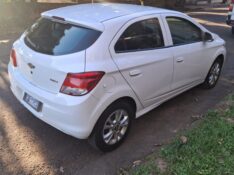 CHEVROLET ONIX 1.0 LS 2015/2015 STOPCAR MULTIMARCAS ESTRELA / Carros no Vale