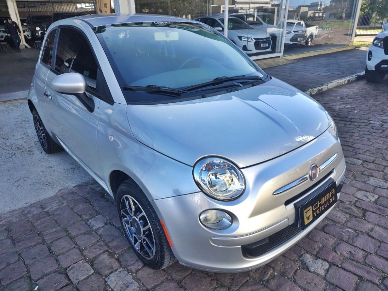 FIAT 500 1.4 CULT EVO /2012 CHIMA VEÍCULOS VENÂNCIO AIRES / Carros no Vale