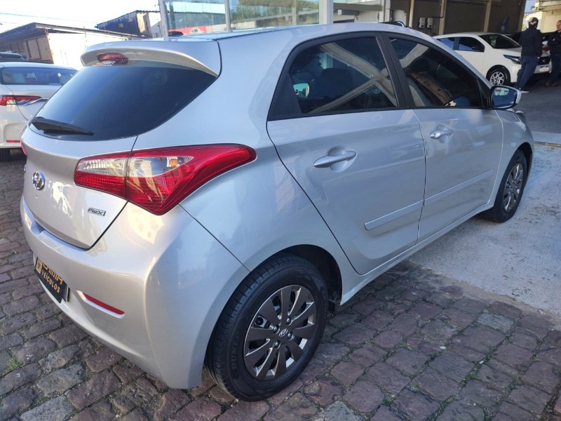 HYUNDAI HB20 1.0 /2014 CHIMA VEÍCULOS VENÂNCIO AIRES / Carros no Vale