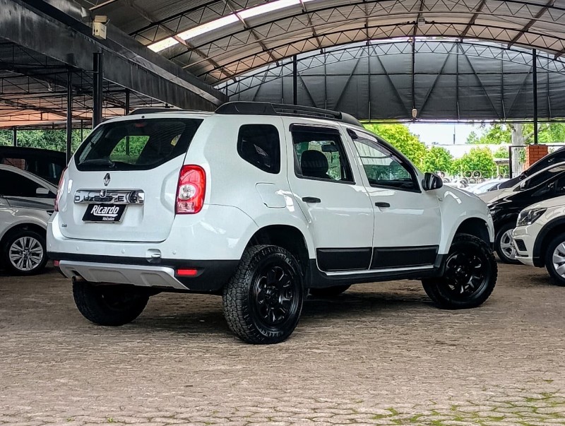 RENAULT DUSTER EXPRESSION 1.6 HI-FLEX 16V MEC. 2012/2013 RICARDO VEÍCULOS TEUTÔNIA / Carros no Vale