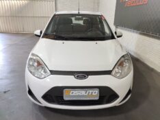 FORD FIESTA CLASS 1.6 2013/2013 ROSAUTO VEÍCULOS VENÂNCIO AIRES / Carros no Vale