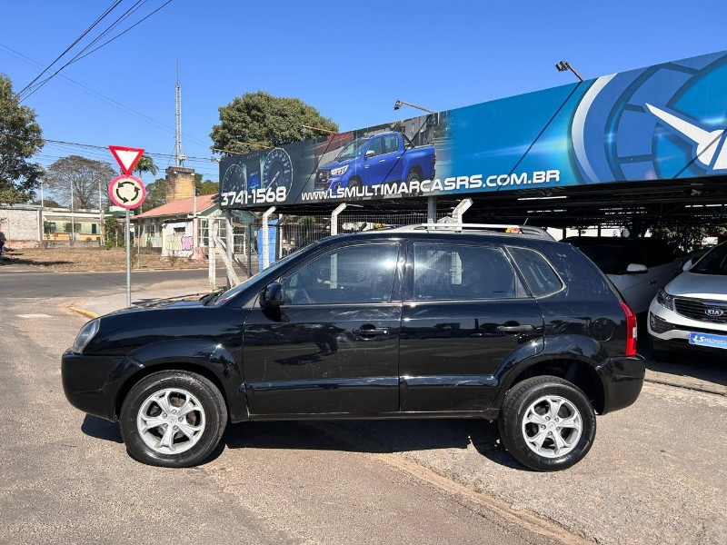 HYUNDAI TUCSON GL 2.0 16V MEC. 2009/2010 LS MULTIMARCAS VENÂNCIO AIRES / Carros no Vale