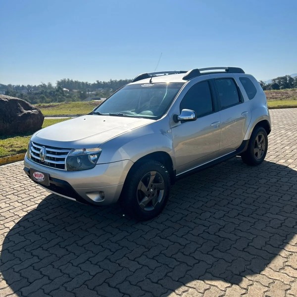 RENAULT DUSTER DYNAMIQUE 2.0 FLEX 16V AUT. /2014 NEURI VEÍCULOS LAJEADO / Carros no Vale