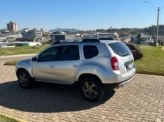 RENAULT DUSTER DYNAMIQUE 2.0 FLEX 16V AUT. /2014 NEURI VEÍCULOS LAJEADO / Carros no Vale