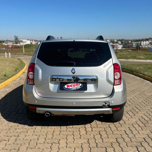 RENAULT DUSTER DYNAMIQUE 2.0 FLEX 16V AUT. /2014 NEURI VEÍCULOS LAJEADO / Carros no Vale