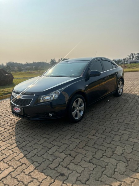 CHEVROLET CRUZE LT 1.8 16V FLEXPOWER 4P AUT. 2014/2014 NEURI VEÍCULOS LAJEADO / Carros no Vale