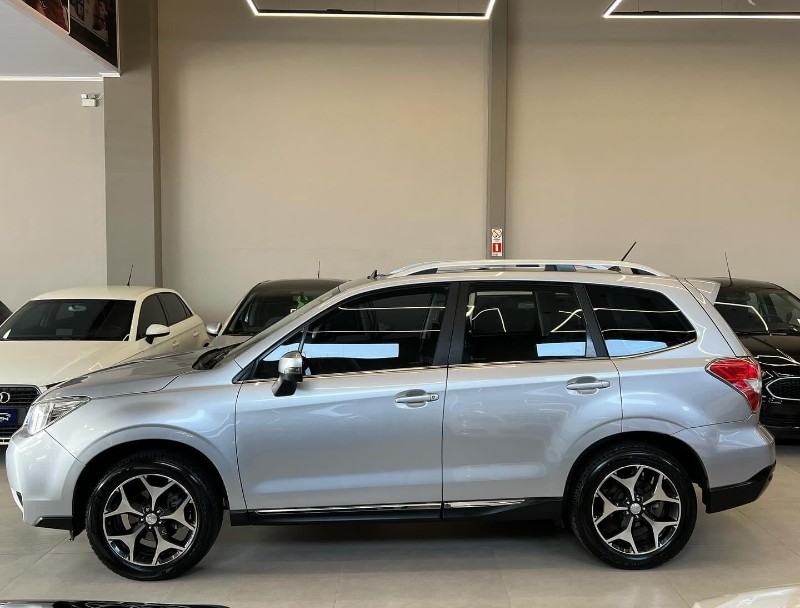 SUBARU FORESTER 2.0 2015/2015 LEHMEN VEÍCULOS VENÂNCIO AIRES / Carros no Vale