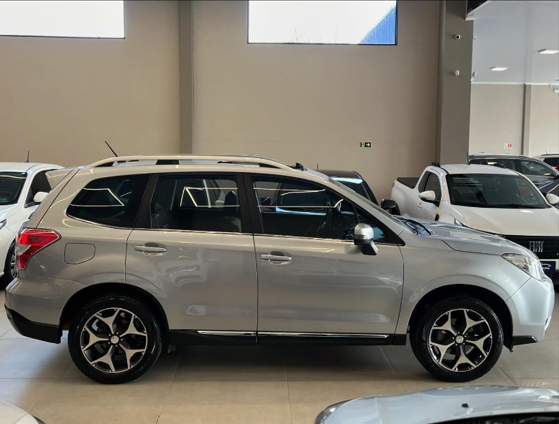 SUBARU FORESTER 2.0 2015/2015 LEHMEN VEÍCULOS VENÂNCIO AIRES / Carros no Vale