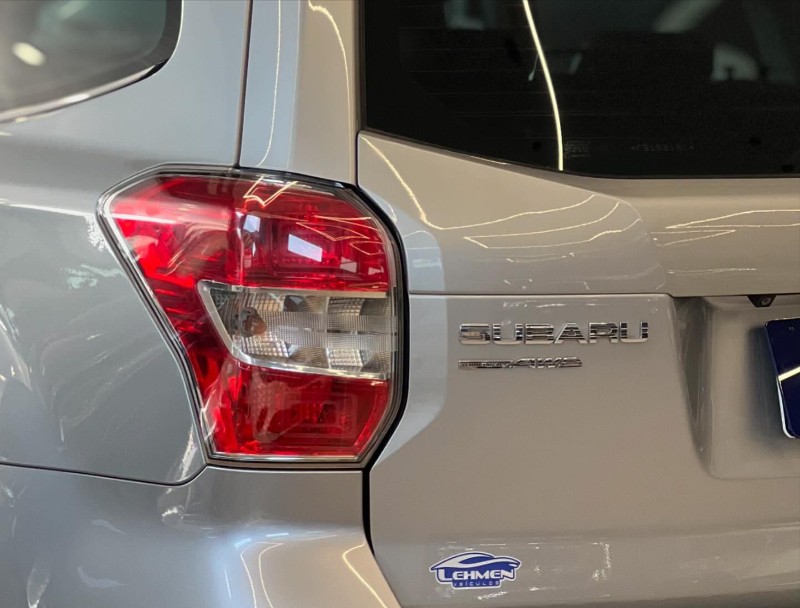 SUBARU FORESTER 2.0 2015/2015 LEHMEN VEÍCULOS VENÂNCIO AIRES / Carros no Vale