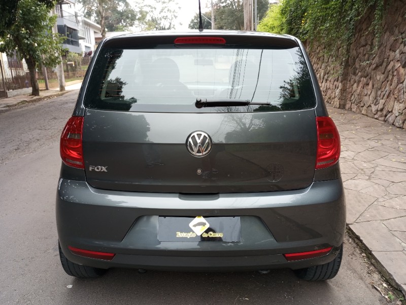 VOLKSWAGEN FOX 1.0 2012/2013 ESTAÇÃO DO CARRO ESTRELA / Carros no Vale