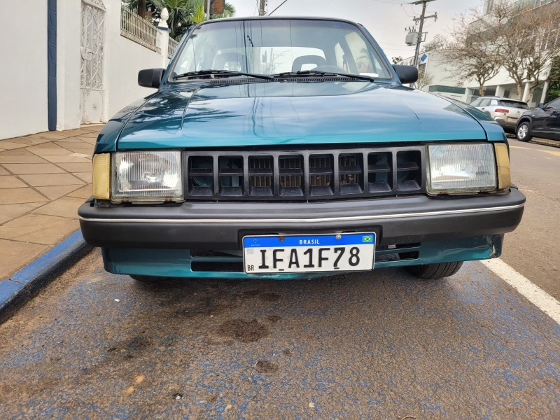 CHEVROLET CHEVETTE 1.6 L 8V 1993/1993 ADRIANO VEÍCULOS CRUZEIRO DO SUL / Carros no Vale