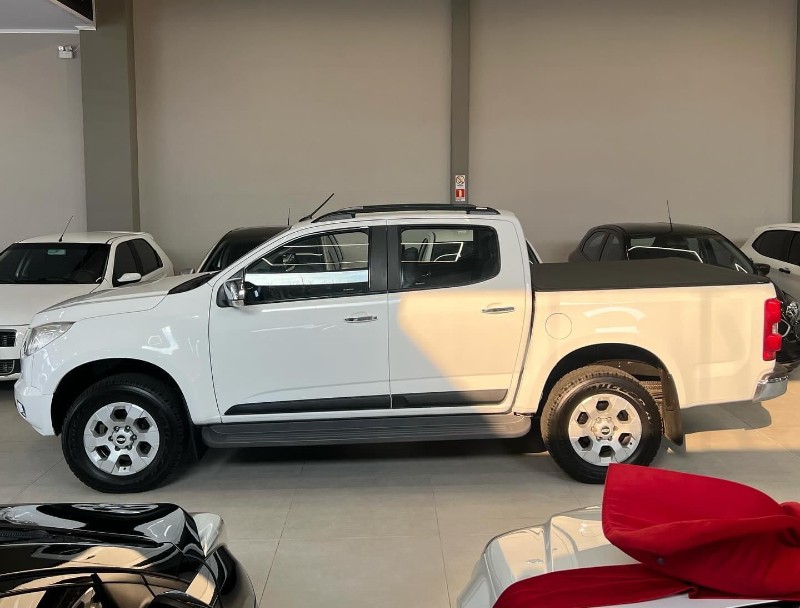 CHEVROLET S10 2.8 LTZ 2015/2015 LEHMEN VEÍCULOS VENÂNCIO AIRES / Carros no Vale