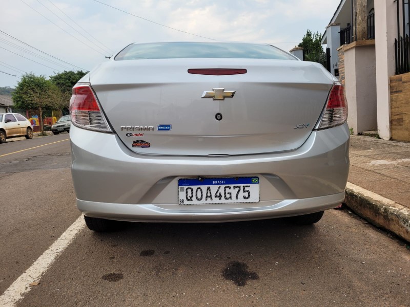 CHEVROLET PRISMA 1.0 VHCE JOY 8V 2018/2018 ADRIANO VEÍCULOS CRUZEIRO DO SUL / Carros no Vale