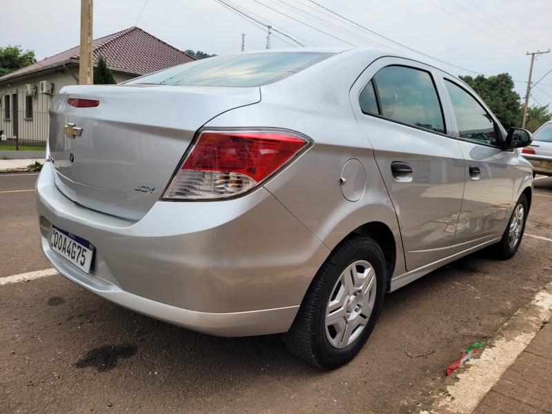 CHEVROLET PRISMA 1.0 VHCE JOY 8V 2018/2018 ADRIANO VEÍCULOS CRUZEIRO DO SUL / Carros no Vale