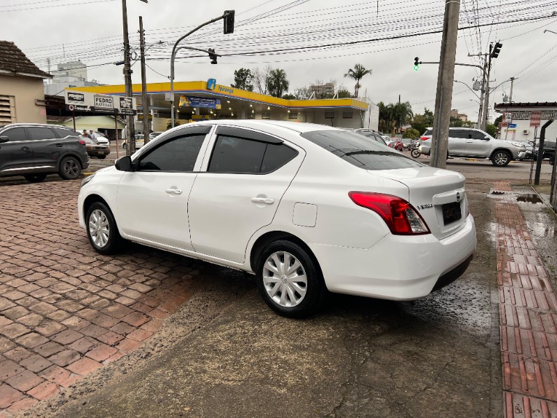 NISSAN VERSA 1.0 12V FLEXSTART 4P MEC. 2019/2019 AR MULTIMARCAS VENÂNCIO AIRES / Carros no Vale