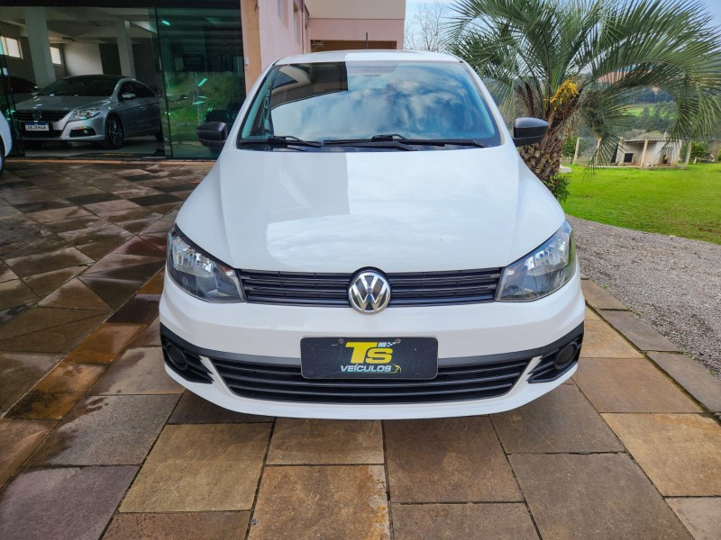 VOLKSWAGEN GOL TRENDLINE 1.6 MSI 2017 2016/2017 TS VEÍCULOS ANTA GORDA / Carros no Vale