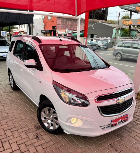 CHEVROLET SPIN 1.8 LTZ 2013/2014 JM AUTOMÓVEIS VENÂNCIO AIRES / Carros no Vale