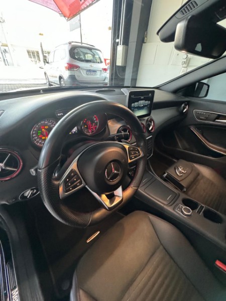 MERCEDES-BENZ CLA 250 SPORT 2015/2015 ALTERNATIVA VEÍCULOS LAJEADO / Carros no Vale