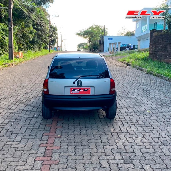 CHEVROLET CORSA 1.0 1999/1999 ELY AUTOMÓVEIS LAJEADO / Carros no Vale