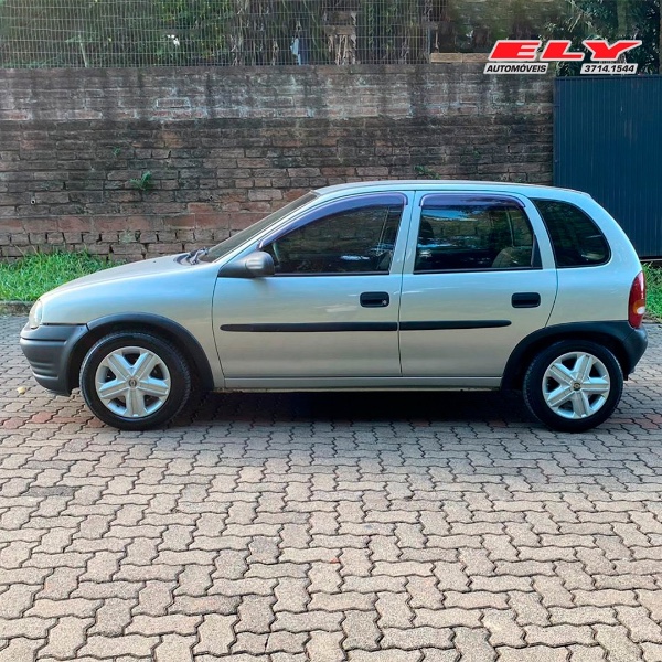 CHEVROLET CORSA 1.0 1999/1999 ELY AUTOMÓVEIS LAJEADO / Carros no Vale