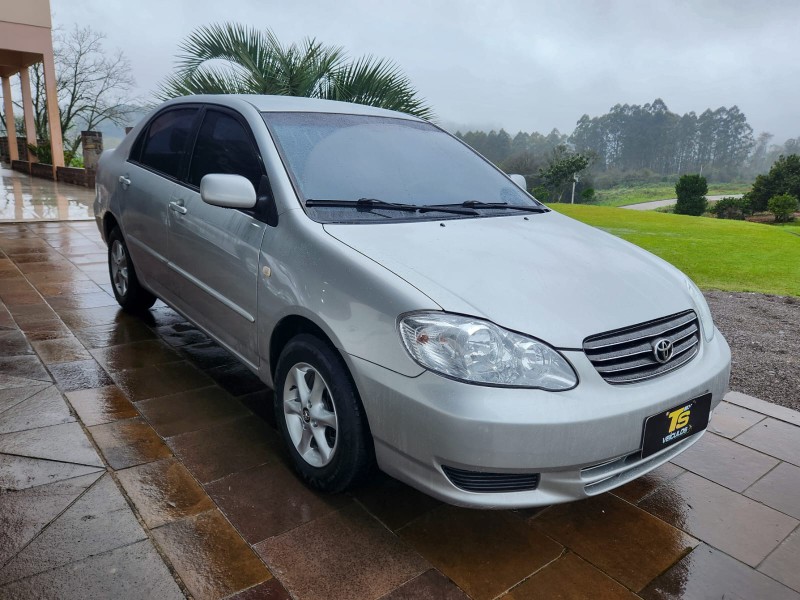 TOYOTA COROLLA XLI 1.6 16V 110CV AUT. 2003/2003 TS VEÍCULOS ANTA GORDA / Carros no Vale