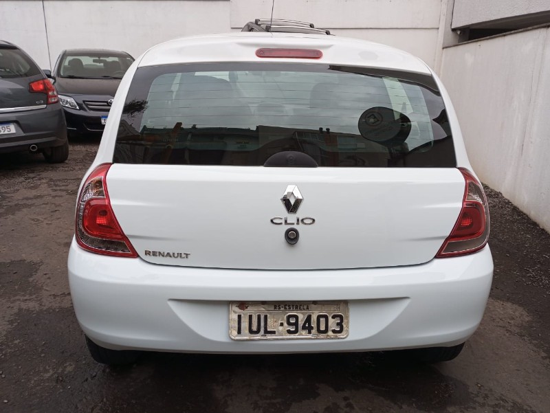 RENAULT CLIO 1.0 2013/2014 ALTERNATIVA VEÍCULOS LAJEADO / Carros no Vale