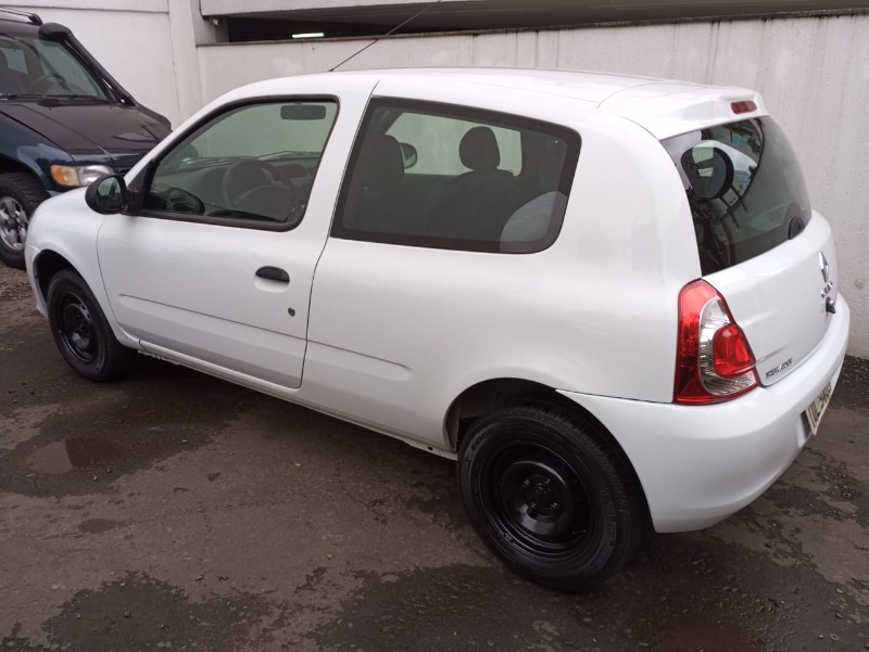 RENAULT CLIO 1.0 2013/2014 ALTERNATIVA VEÍCULOS LAJEADO / Carros no Vale