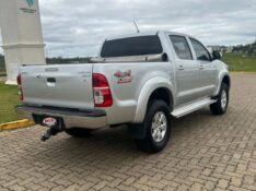 TOYOTA HILUX SW4 SRV D4-D 4X4 3.0 TDI DIES. AUT 2013/2013 NEURI VEÍCULOS LAJEADO / Carros no Vale