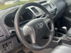 TOYOTA HILUX SW4 SRV D4-D 4X4 3.0 TDI DIES. AUT 2013/2013 NEURI VEÍCULOS LAJEADO / Carros no Vale